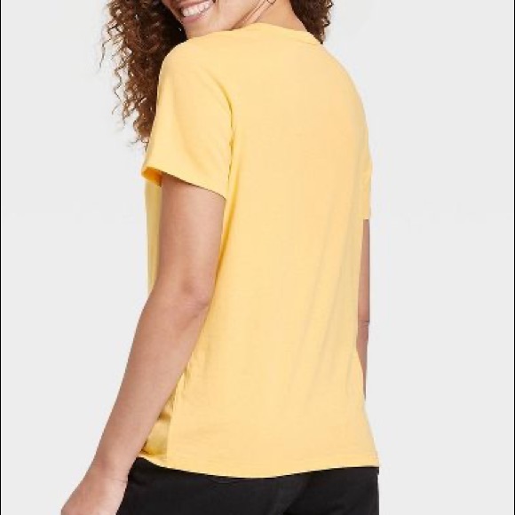 NEW Disney The Lion King Shirt - Picture 3 of 5